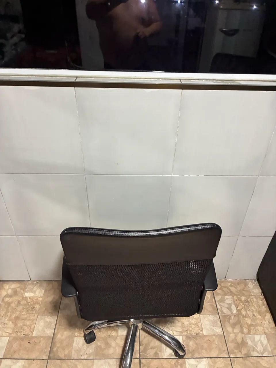 Cadeira escritório simples - Foto 2