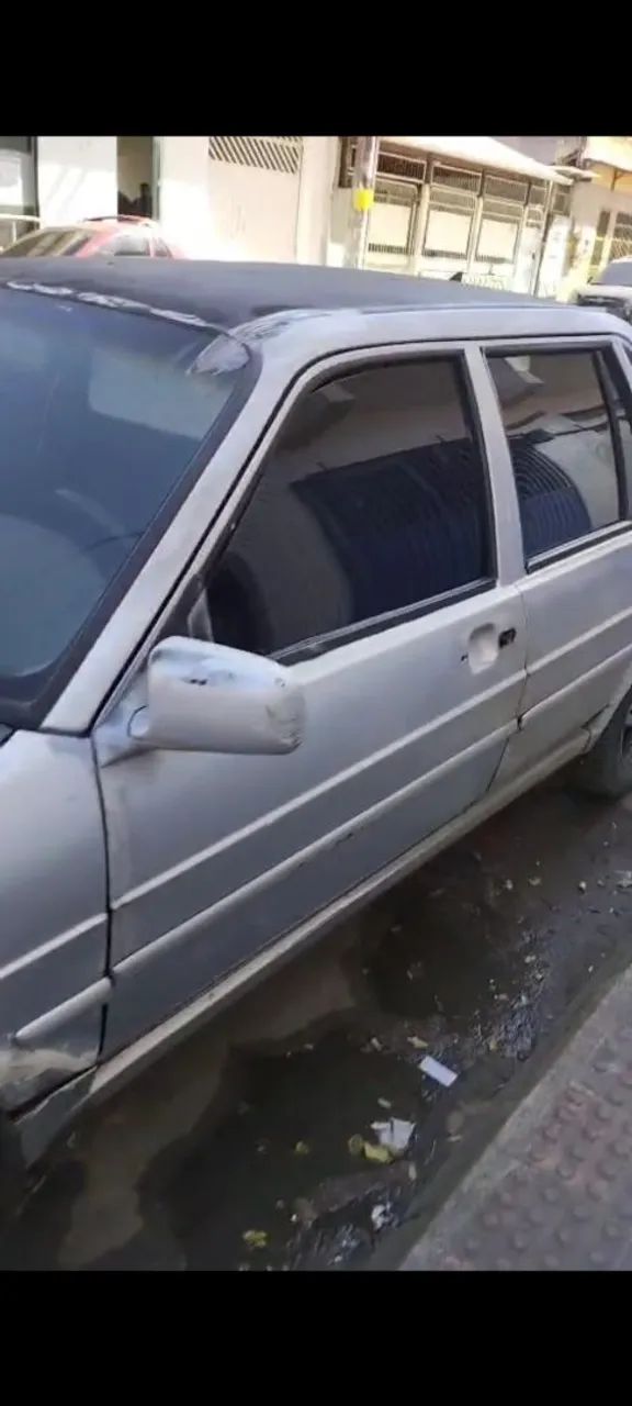 Volkswagen Santana 1.8 MI (álcool) 2003