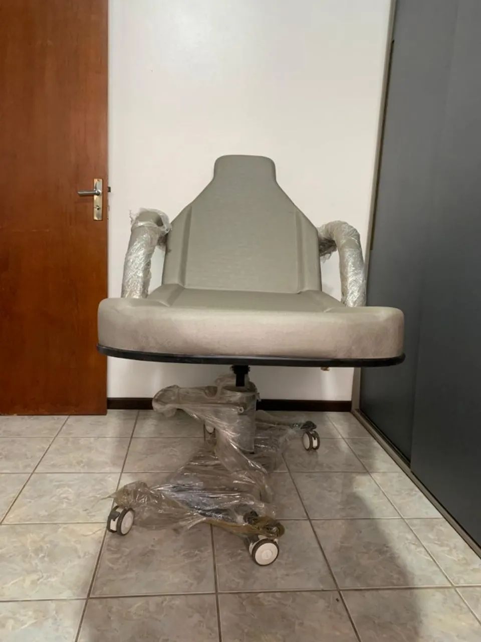 Cadeira Para Estética - Foto 4