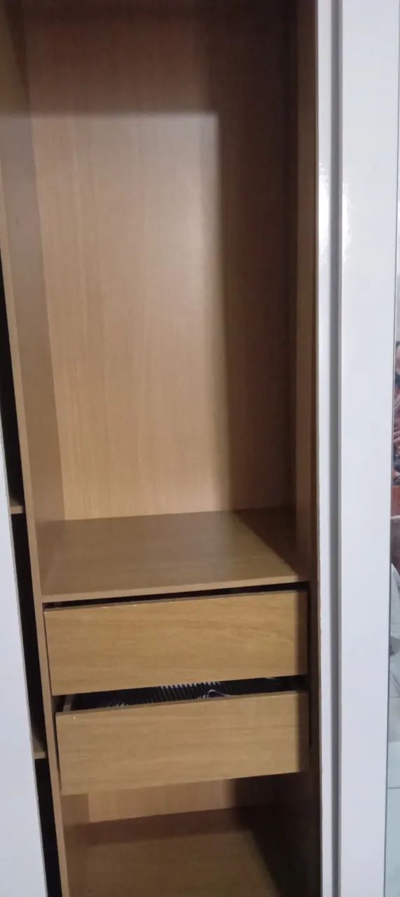 Guarda Roupa SEMI NOVO