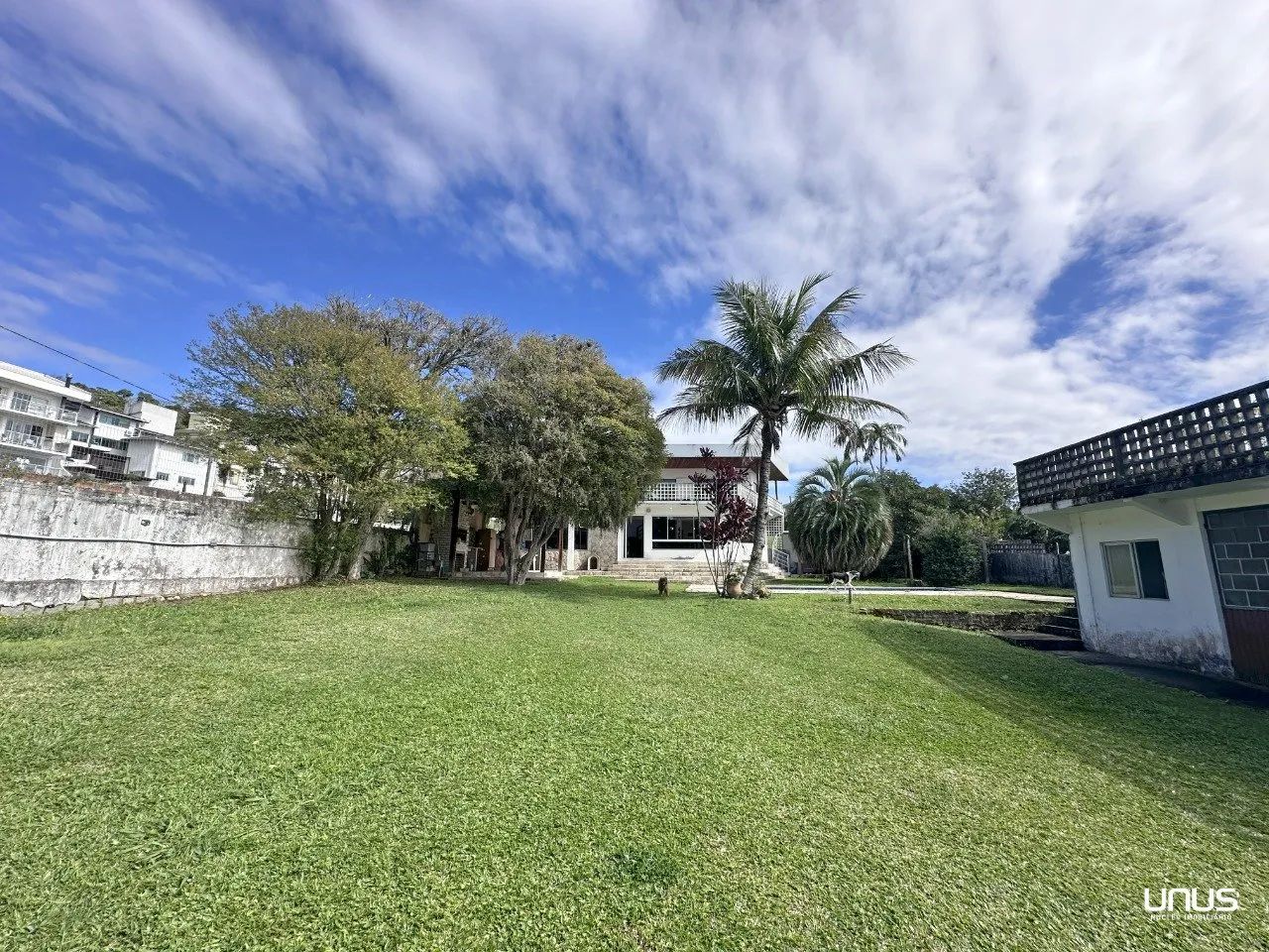 Casa ampla com 4 quartos e suítes em São José - Foto 2