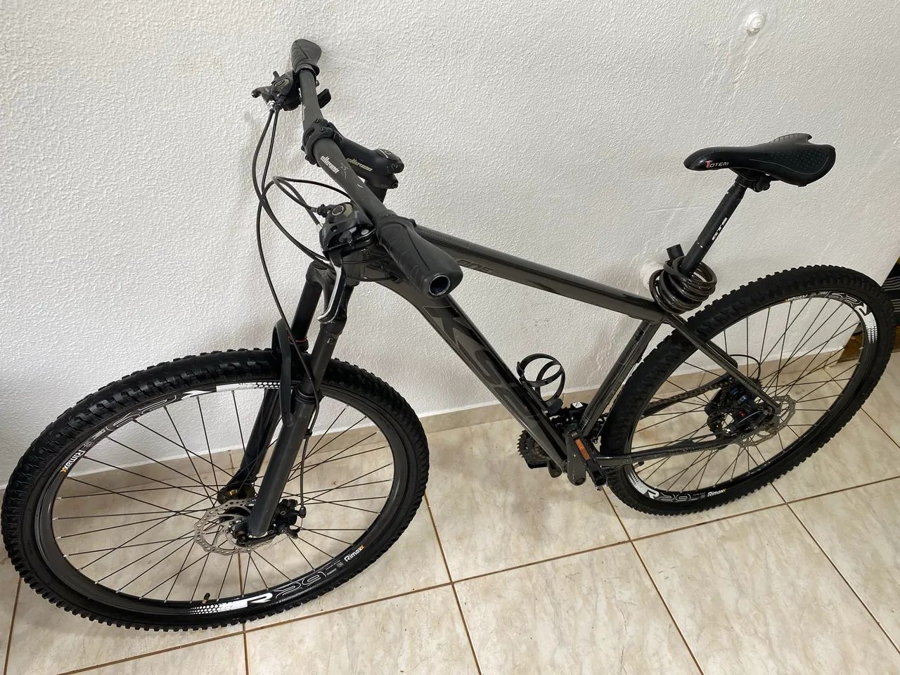 Bicicleta aro 29 pronta pra uso 