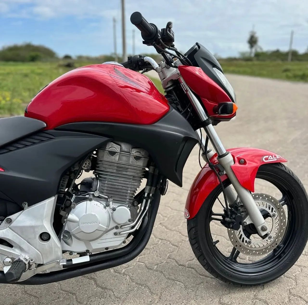 VENDO CB300 - Foto 5
