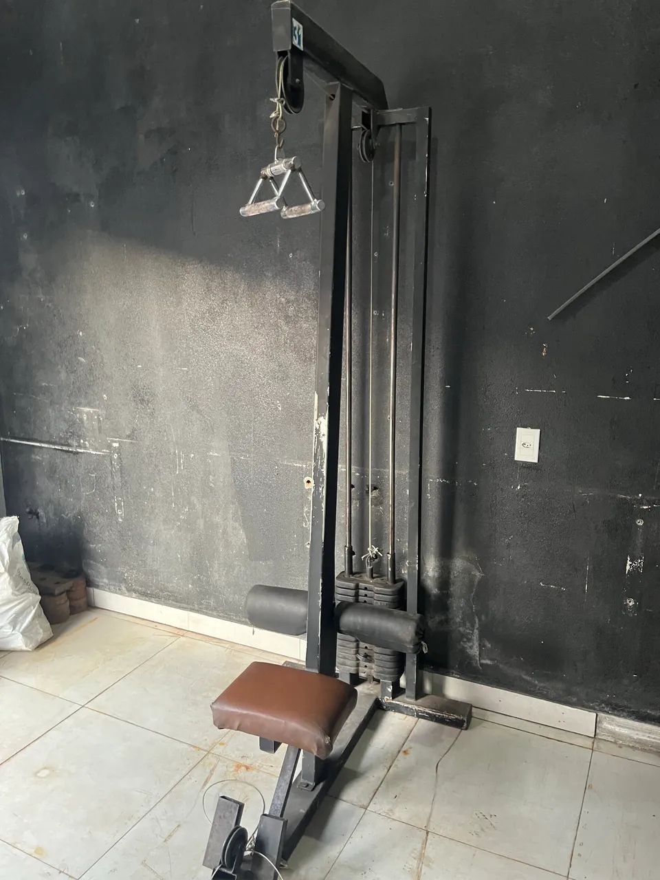 Pulley com remada 
