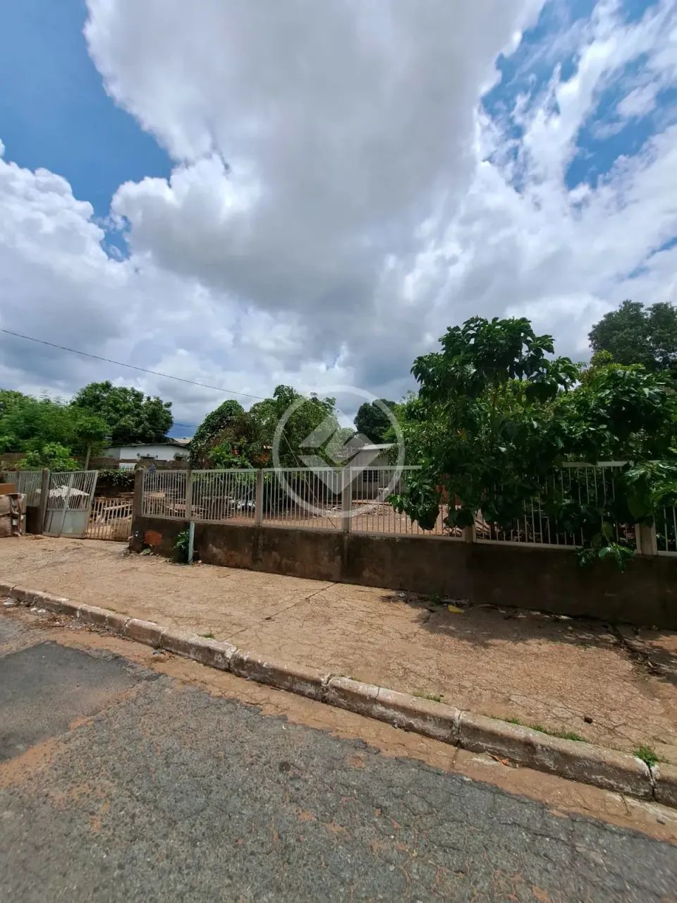 Lote no Cidade Alta atrás da oxigênio Cuiabá codigo: 93838