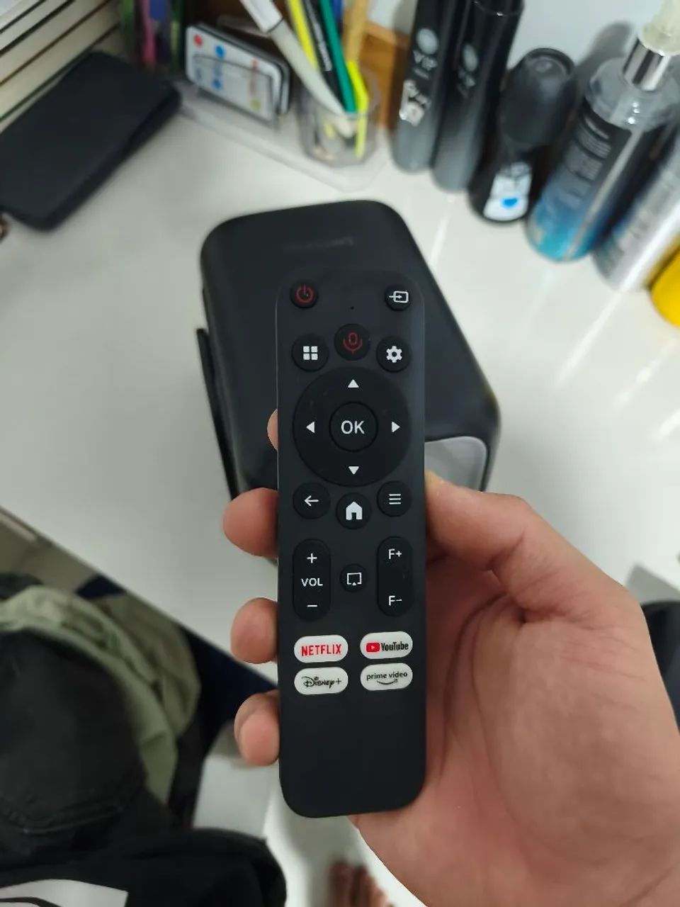 Projetor Bettdow AC1066, Certificado pela Netflix, aceito proposta  - Foto 5