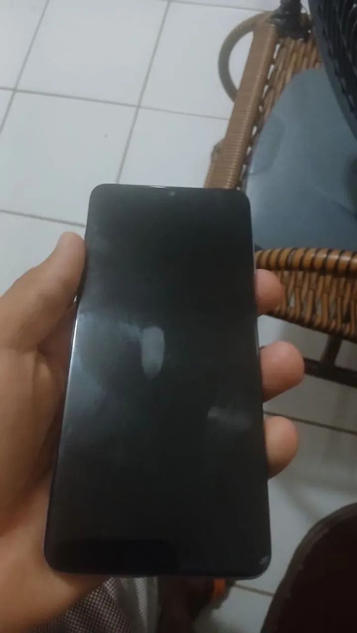 Celular bom para trabalho e jogos 