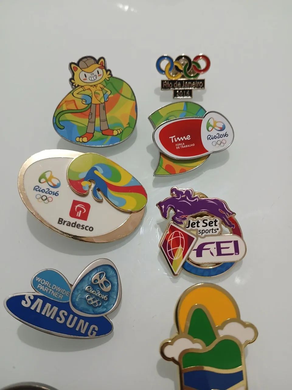 Pins e cordão originais (Olimpíadas Rio 2016). - Foto 4