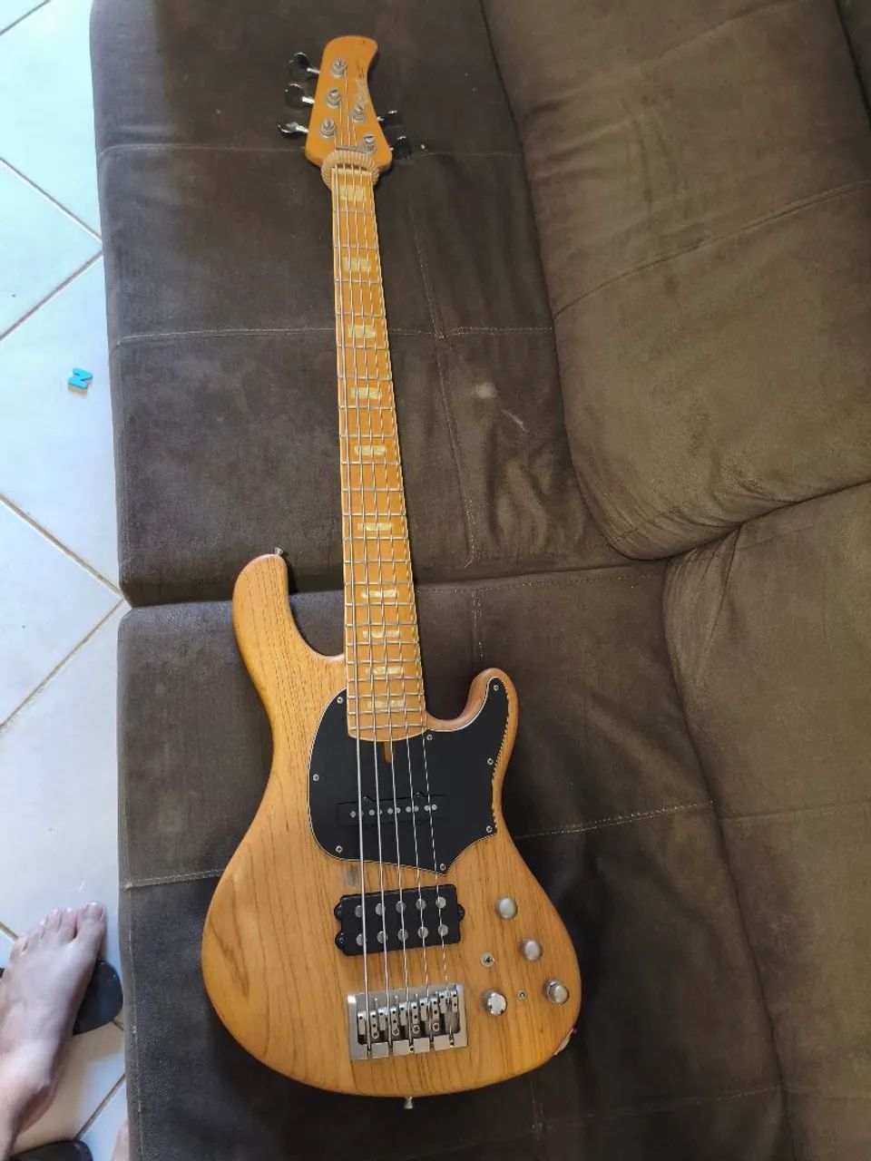 Baixo GB75 Jazzman pré amp BBL custom