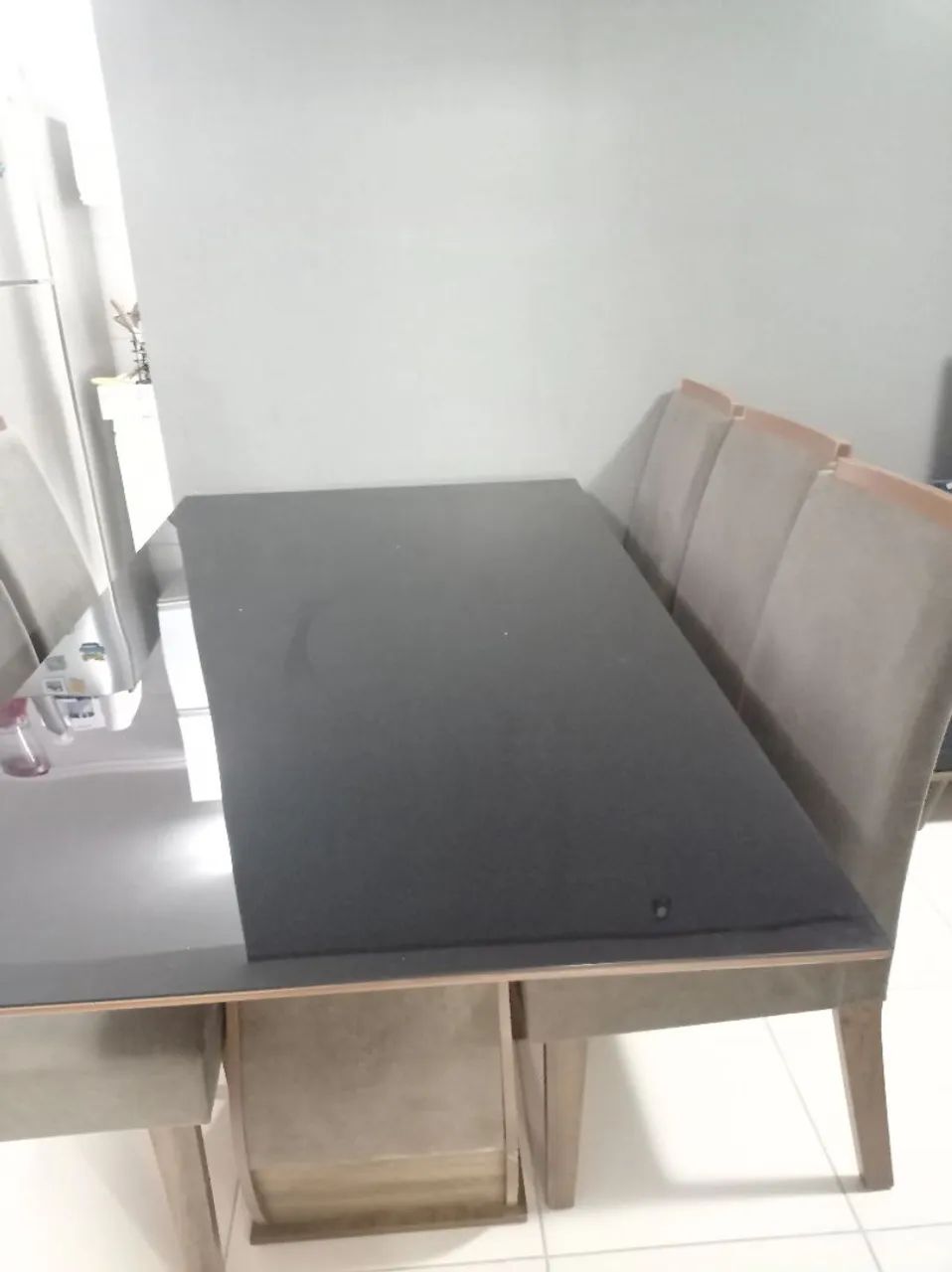 Mesa de jantar de vidro