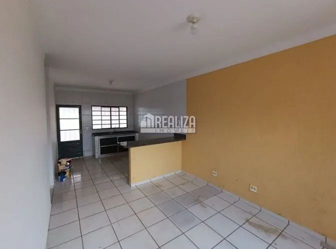 Casa à Venda no bairro Parque das Américas, Uberaba