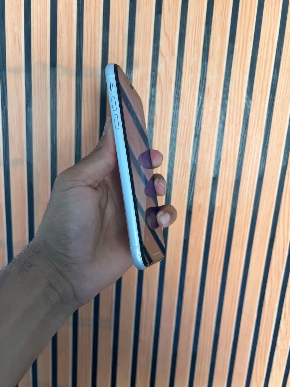 IPHONE XR 64 GB  - Foto 4