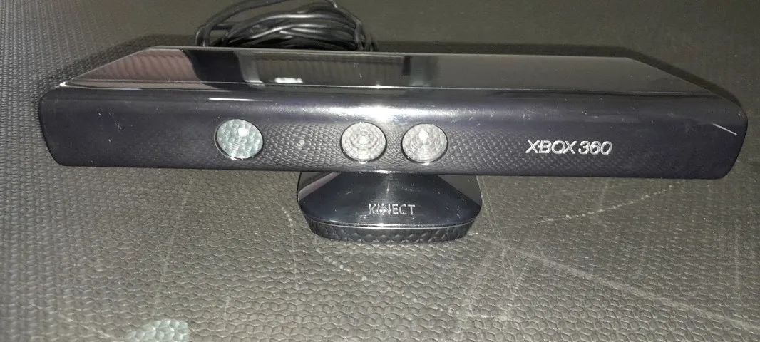Kinect xbox360 com 2 jogos - Foto 4