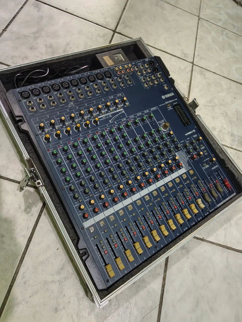 Mesa de som Yamaha 166cx-usb - Foto 2