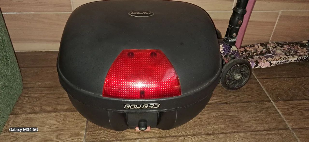 Vendo baú de moto!