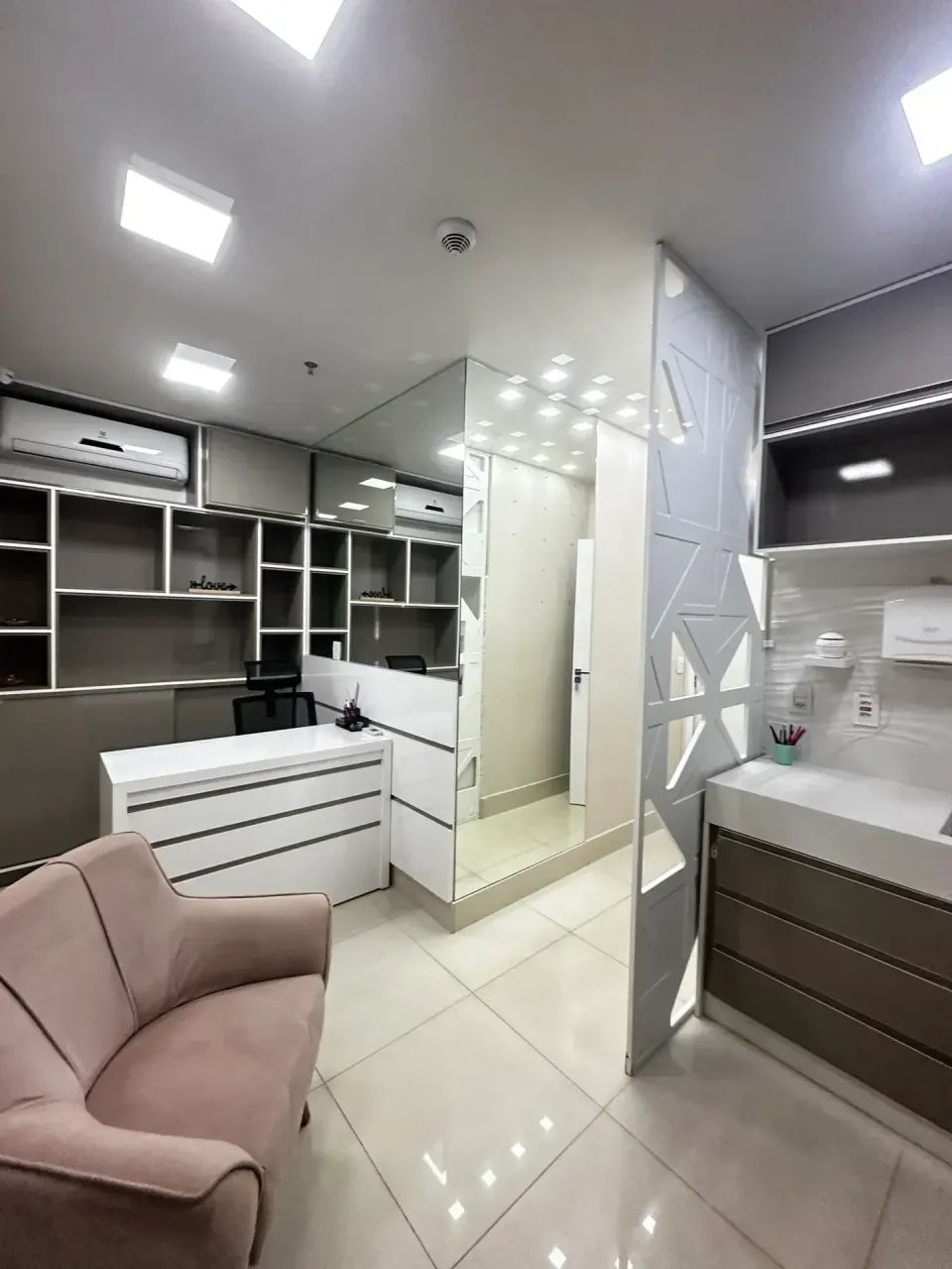 VENDA Sala Comercial SB Medical JD Cuiaba