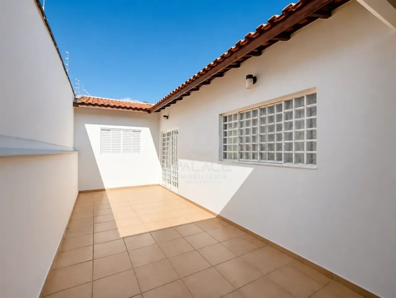 CASA PARA LOCAÇÃO / CHURRASQUEIRA / 3 QUARTOS - Foto 3