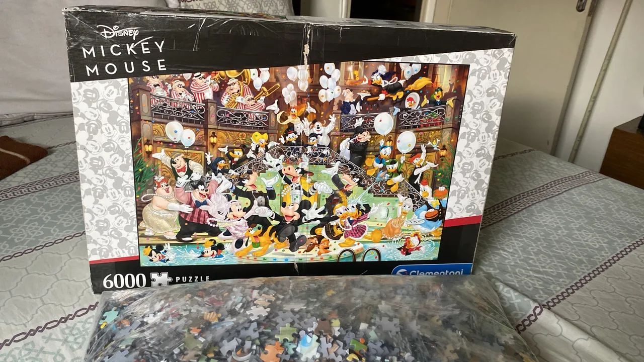 Quebra cabeça Disney Gala 6000 peças 