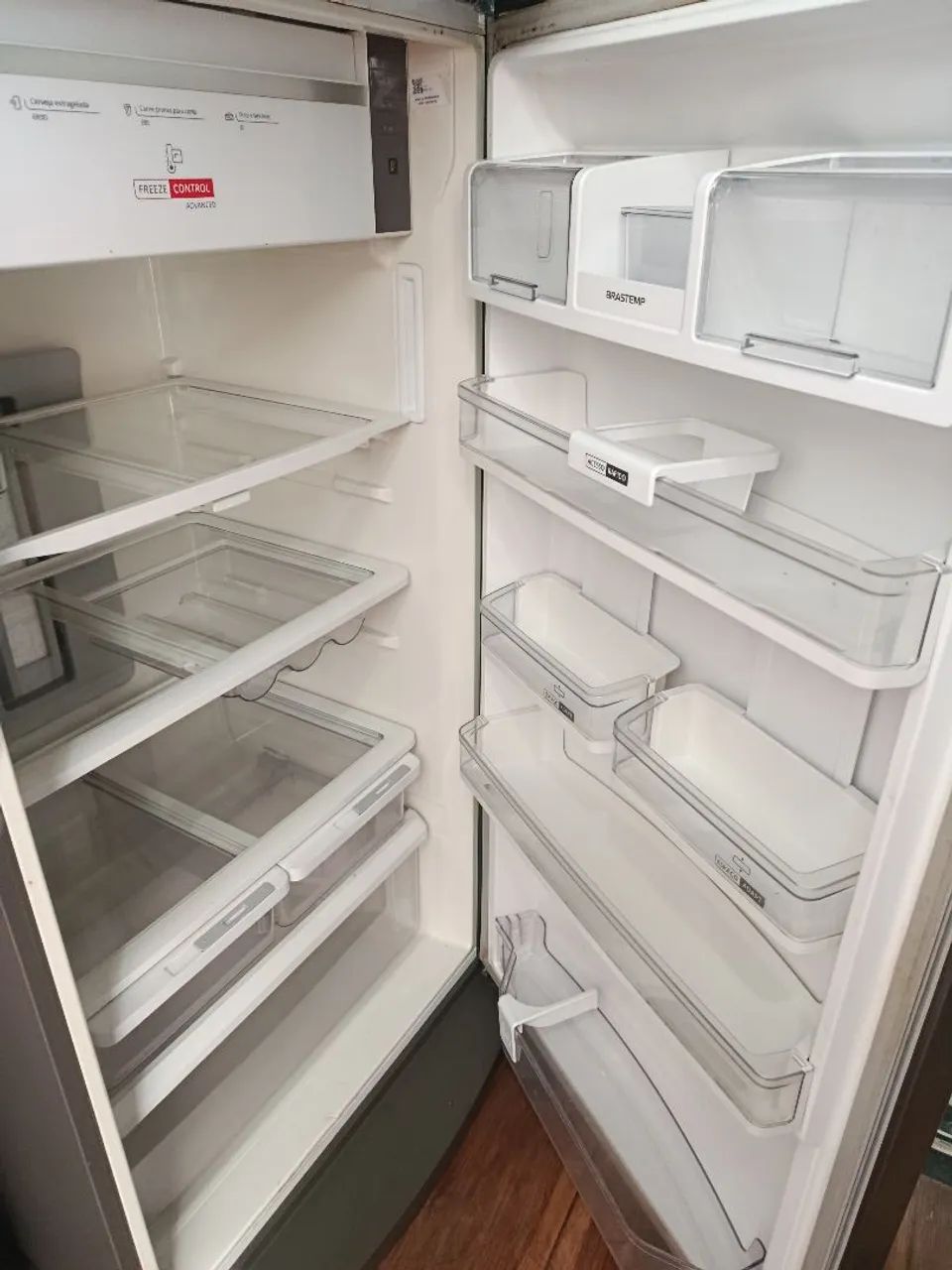 Geladeira com defeito  - Foto 4