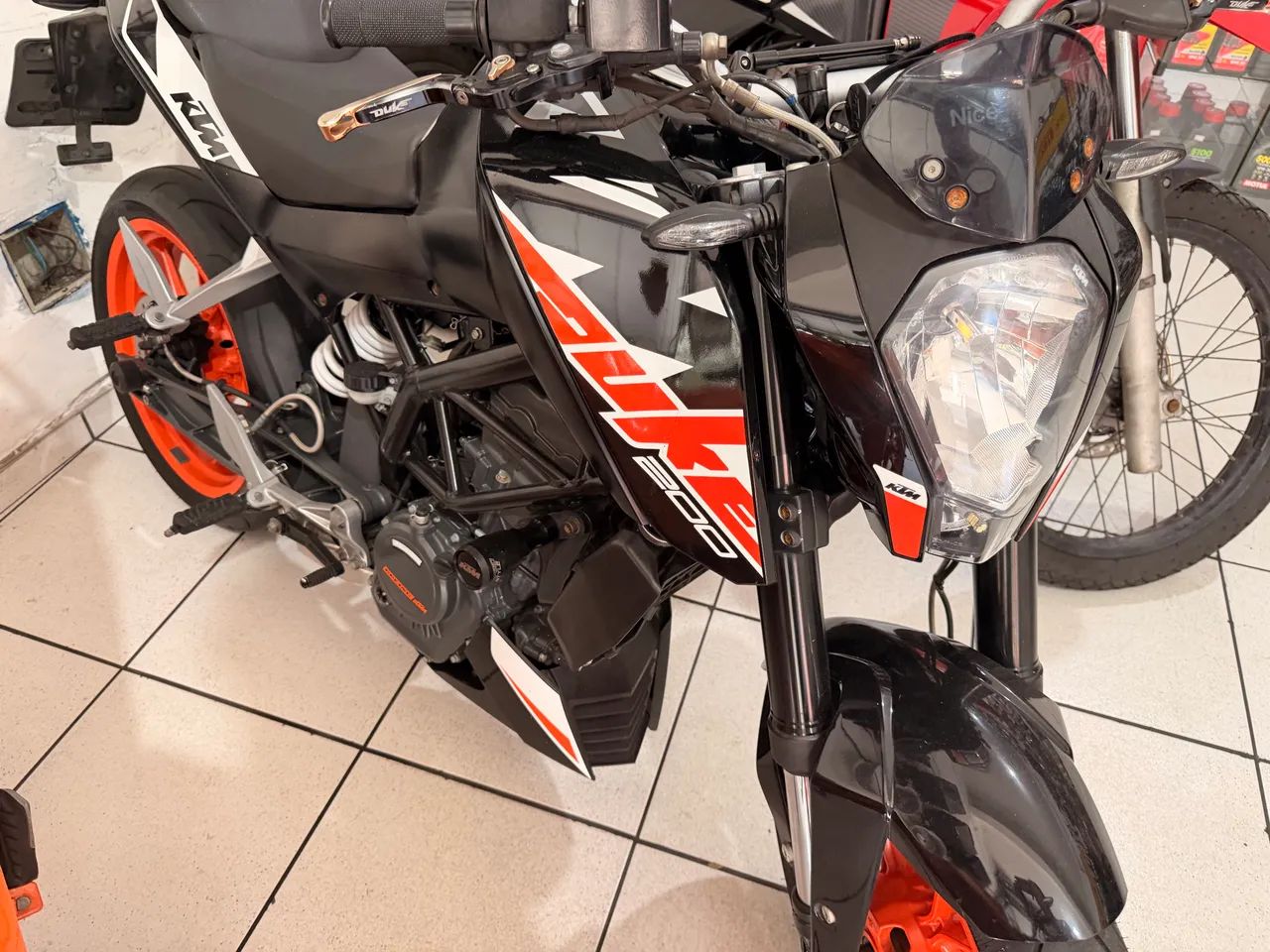 Duke 200 2019 Zerada Preta - Foto 4