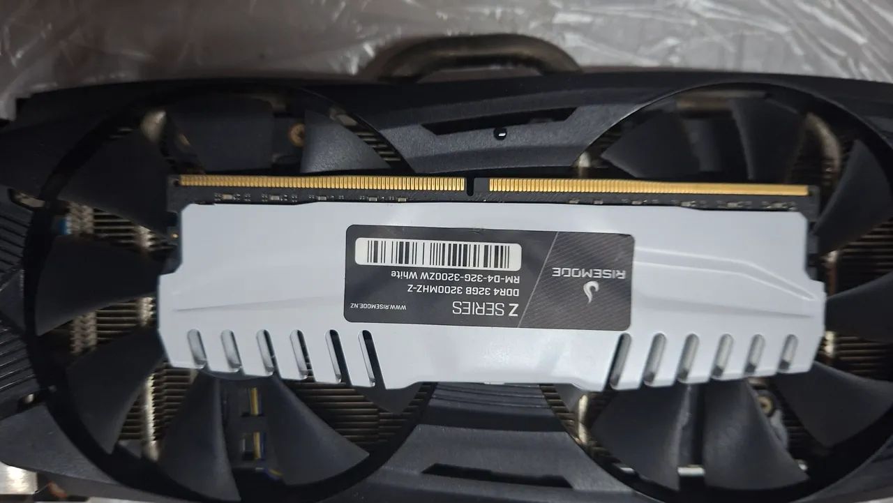 Placa de Vídeo 1060 6gb + Memória Ram DDR4 32Gb 3200MHz - Foto 4