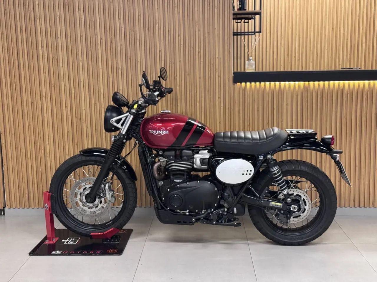 Triumph Scrambler 900CC 2023 - Foto 2