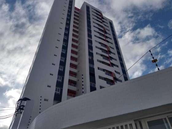 Vendo apartamento porcelanato , ponta negra 3/4 sendo 1 suite - Foto 2