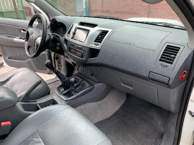 Hilux 13/13 SRV 3.0 diesel 4x4 Multimídia - Foto 6