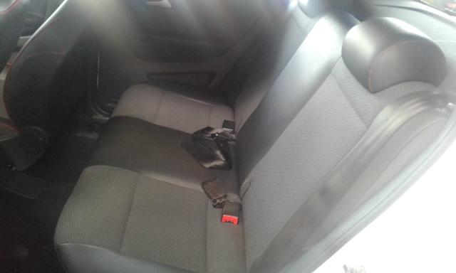 VOLKSWAGEN FOX 2015/2016 1.6 MI ROCK IN RIO 8V FLEX 4P MANUAL - Foto 4
