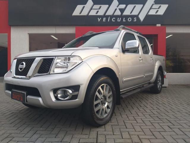 NISSAN FRONTIER SL 4X4 AUTOMATICA 2015