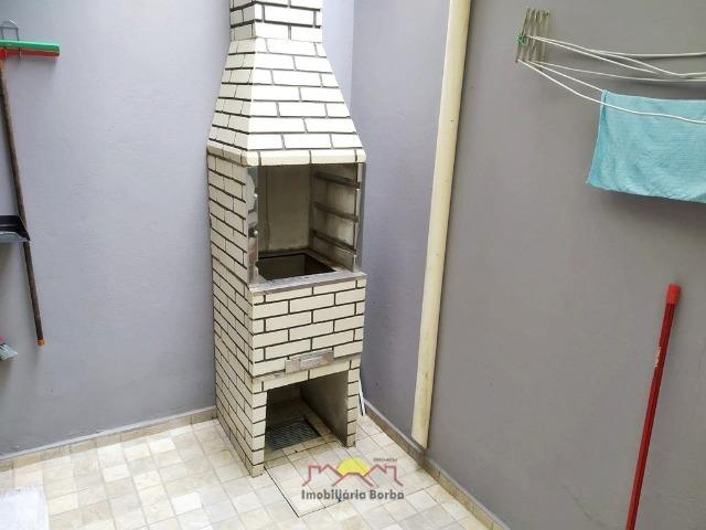 Aluga-se Sobrado Geminado com 02 quartos - Foto 2