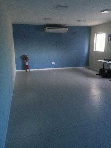 Prédio comercial 300m.estr. da batalha - Foto 4