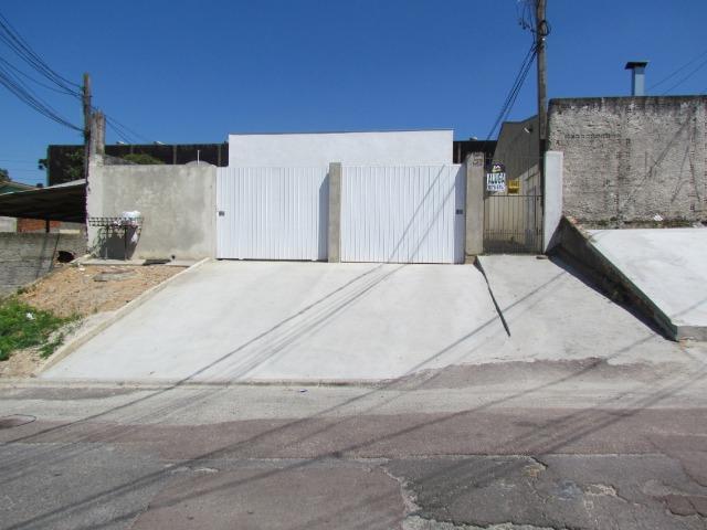 Casa 01 quarto Prox colégio Loyola