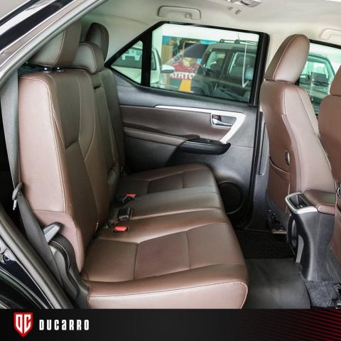 TOYOTA HILUX SW4 2017/2018 2.8 SRX 4X4 7 LUGARES 16V TURBO INTERCOOLER DIESEL 4P AUTOMÁTI - Foto 5