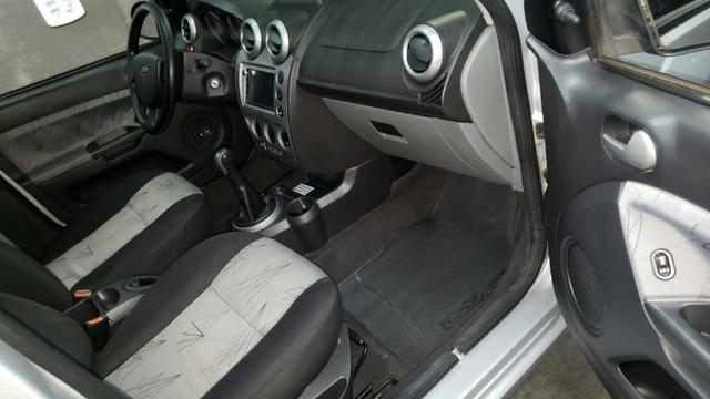 Ford Fiesta 1.6 Flex - Foto 14