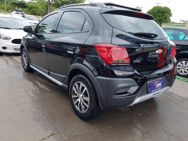 ONIX 2016/2017 1.4 MPFI ACTIV 8V FLEX 4P AUTOMÁTICO - Foto 8