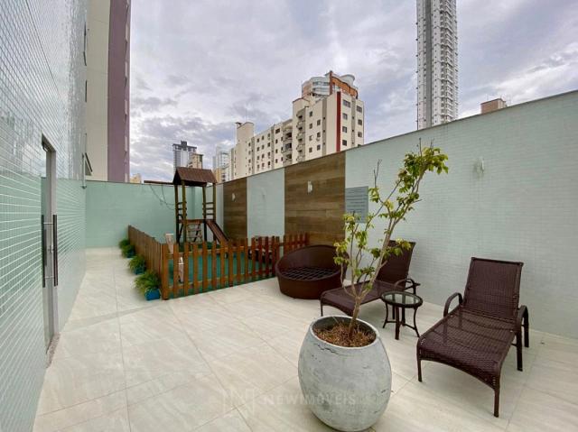 Apartamento andar alto com 3 Suítes 2 Vagas no Centro em Balneário Camboriú - Foto 6