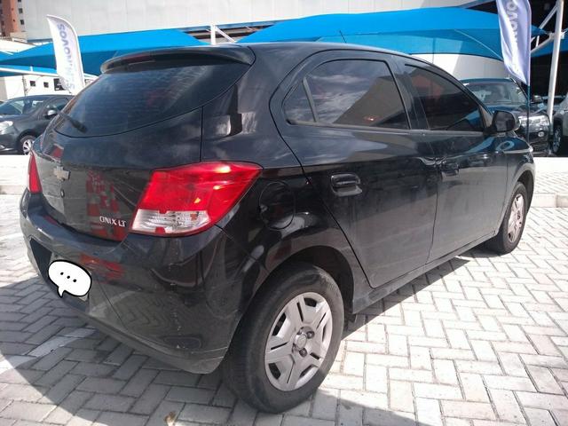 Onix LT 2014 Completo com My Link - Foto 4