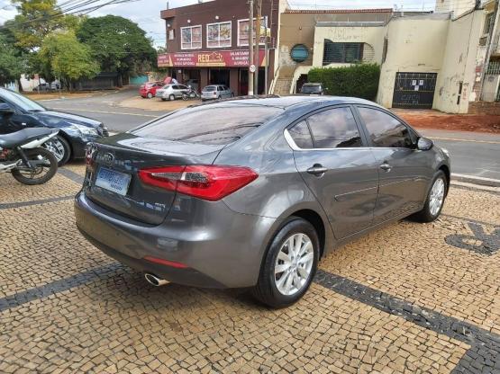 CERATO 2013/2014 1.6 SX 16V FLEX 4P AUTOMÁTICO - Foto 3