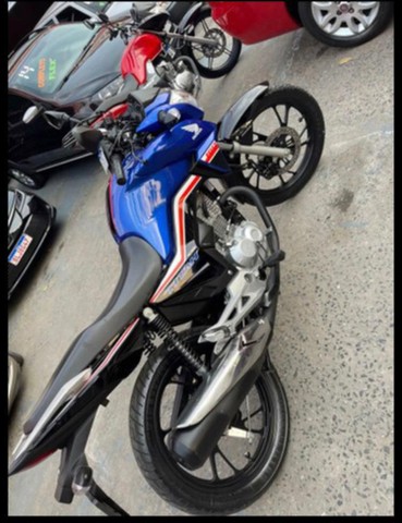 VENDO MOTO TITAN