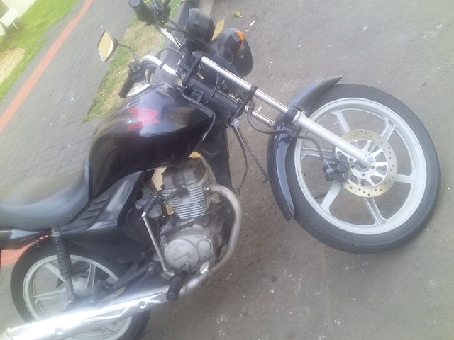 VENDE OU TROCA POR CARRO