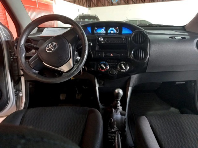 Toyota Etios 1.5X - Foto 7