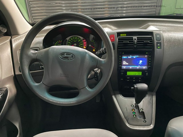 TUCSON 2017 AUTOMÁTICO SEM DETALHES