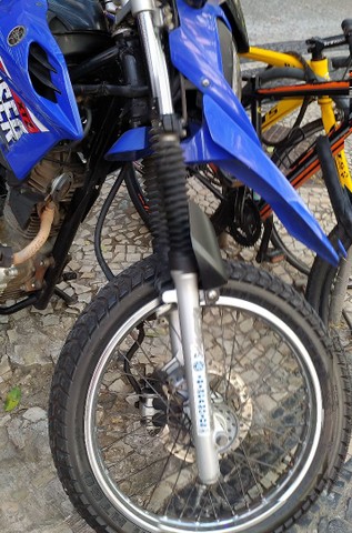 MOTO CROSSER
