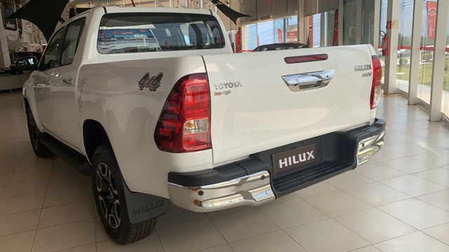 HILUX SRV