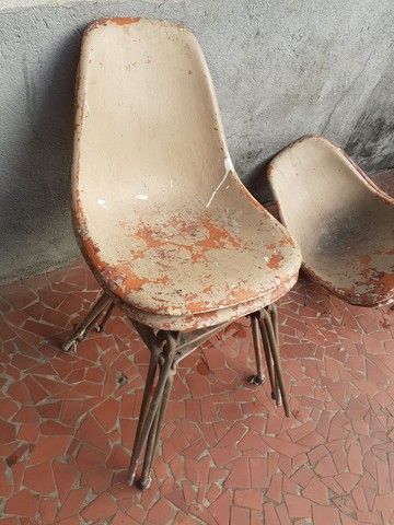 Cadeiras Charles Eames anos 70 - Foto 5