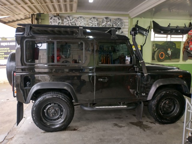 LAND ROVER DEFENDER 90