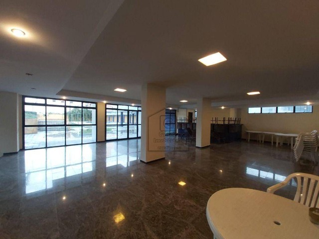 Apartamento com 3 dormitórios para alugar, 247 m² - Candelária - Natal/RN - AP0526 - Foto 7