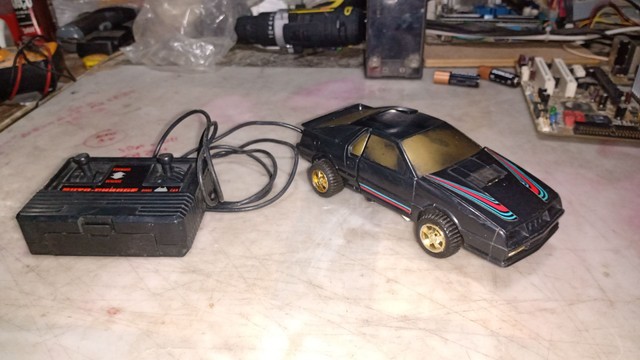 Antigo e raríssimo carrinho Trans AM que vira robô - Foto 3