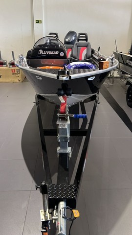 Lancha Fluvimar Apache 17 Especial + Motor De Popa Mercury 60 + carreta + acessórios - Foto 2